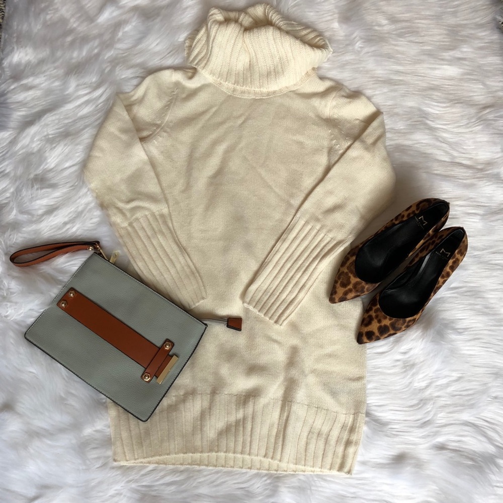 H&M Ivory Cowl Neck Turtleneck Sweater Size S